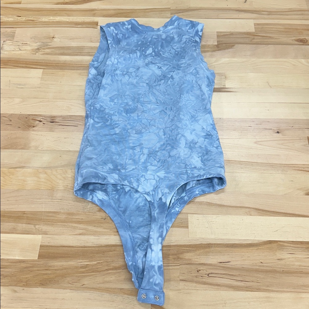 tie-dye Cotton Citizen bodysuit. - Picture 2 of 2
